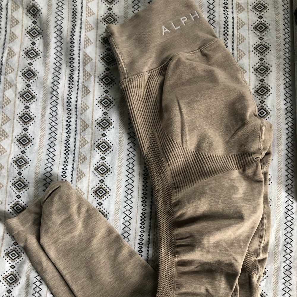 Alphalete halo leggings , brand new